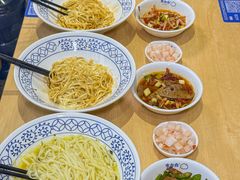 -李与白包子铺(桐梓林店)