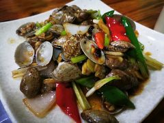 -大富蚝乌东哥饭店·石锅鱼杂·柠檬鸭(革新路店)