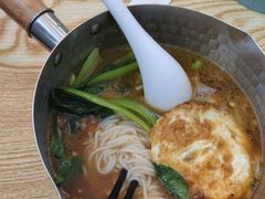 -魔都三兄弟酸辣粉·蘸卤炸串(虹桥万科店)