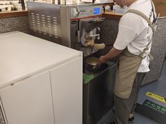 -野人先生Gelato(上海长宁龙之梦店)
