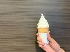 -麦当劳(展览路店)
