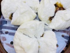 蜜汁叉烧包-赏点粤式点心(广州塔店)