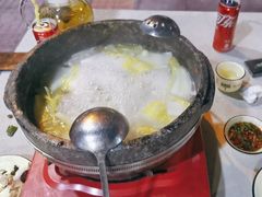 -墨脱石锅椰子鸡•香草鸭•东山羊(大东海店)