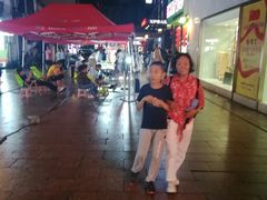 -吴山路夜市