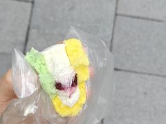 -詹爷爷乌节路街头冰淇淋