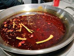 微辣原汤锅底-蛙鱼道美蛙鱼自助火锅(新耍都店)