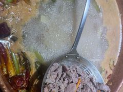 -洱火云南酸菜牛肉火锅(石景山当代商城店)