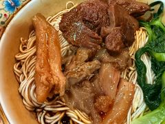 半筋半肉拌面-金杨拉面王小吃面馆·牛三宝面·红烧牛肉粉