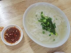 米河粉-芳记粉店(总店)