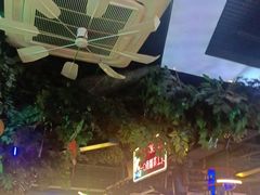 -路边边.炒菜烧烤.音乐餐厅(良乡长虹店)