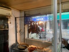 门面-煲煲香快餐(南京路店)