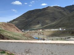 -比如骷髅墙景区