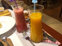 芒果汁-爱丽丝牛排西餐厅(光谷步行街店)