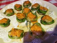 蟹黄墨鱼饼-龙桥私厨·姜花菊花过桥鱼·顺德菜(容桂店)