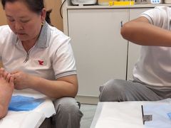 -郑远元专业修脚房(莘朱路店)