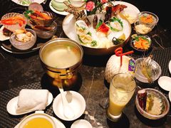 -半岛翡丽海鲜自助餐厅(观风亭店)