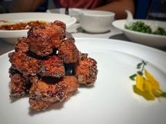 沪市牛肉粒-屋里厢上海菜馆