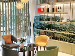 -杭州西湖湖滨银泰亚朵酒店