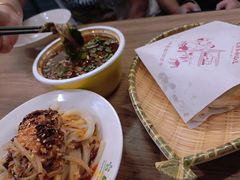 鸡汤麻辣粉-老陈家擀面皮(木塔巷店)