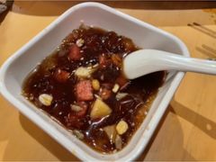 -野山舂·贵州现舂酸汤火锅(鸿通城店)