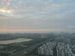 -天津梅江中心皇冠假日酒店
