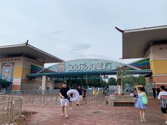 -欢乐水魔方水世界