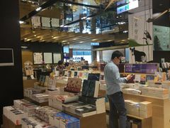 -诚品(信义店)