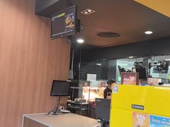 -麦当劳(杨林得来速店)