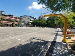 -矿泉游泳场