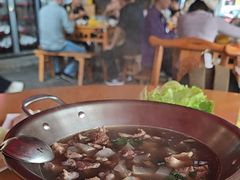 -大众跷脚牛肉馆·非遗传承单位(峨眉山店)