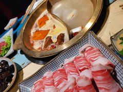 -房子红了鱼豆花重庆老火锅(广厦学院店)