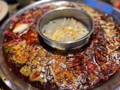 鸳鸯锅-椒香城门口老火锅(天府长城店)