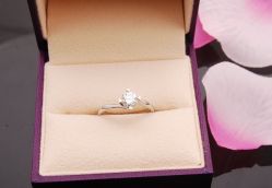 DSC_7803-威德钻石-克拉钻大本营(南京东路店)