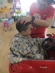 -星童star.kids儿童发型设计·满月胎发(玉兰花园店)