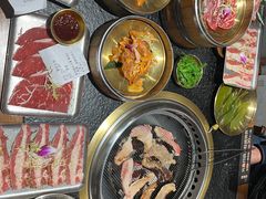 -何发发和牛烧肉·鳗鱼榴莲放题自助(乐峰广场店)