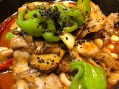 -云海肴·汽锅鸡·云南菜(天山百盛优客店)