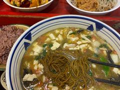 -蓝田九大碗民俗食府(蓝田店)
