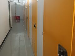 -安东易迷你自助仓储寄存仓库(顾戴路店)
