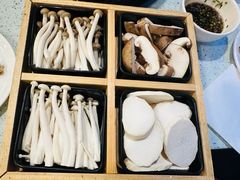 -烹然四季椰子鸡火锅(团结湖总店)