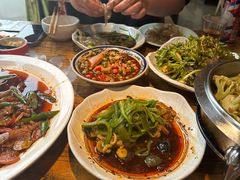 -麻辣总动员·川派海鲜·现炒浇头面·自贡菜(五彩城店)