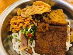 -地道战卤粉(名牌大厦店)