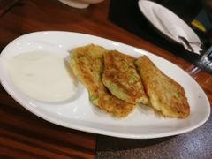西葫芦饼配酸奶-TUK土耳其餐厅·下午茶(卢湾店)