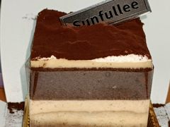 -皇冠幸福里动物奶油生日蛋糕(光谷软件园店)