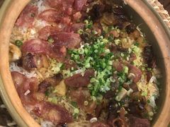 腊味煲仔饭-椰子营·椰子鸡火锅(万象里店)