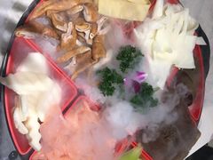 -重庆刘一手火锅(三峡广场直营店)