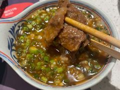 -牛村来人潮汕牛肉火锅(西单店)