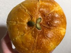 -爱达乐面包生日蛋糕(红光西华店)
