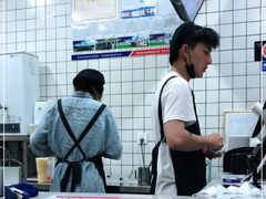 -沪上阿姨鲜果茶(新人民商场步行街店)