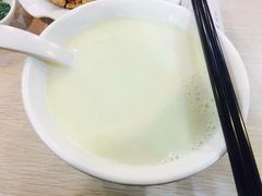 -兄弟深夜豆浆