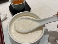 杏汁蛋白燕窝-金悦轩海鲜酒家(拱北店)